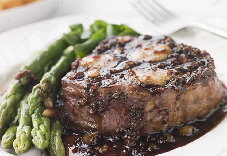 bordelaise sauce with steak.png