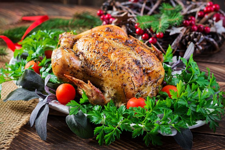 baked-turkey-christmas-dinner-2021-08-29-19-03-48-utc.jpg