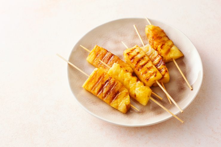 grilled-pineapple-wedges-2021-08-28-15-25-45-utc.jpg