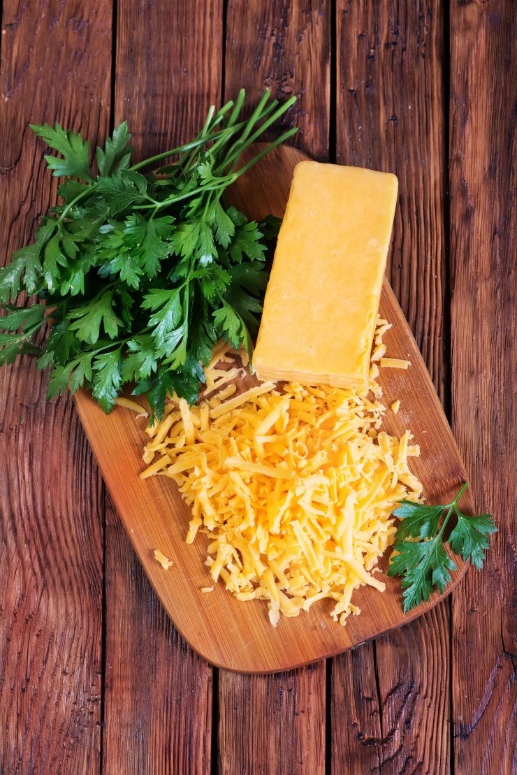 cheddar-cheese-2021-08-26-15-23-31-utc.jpg