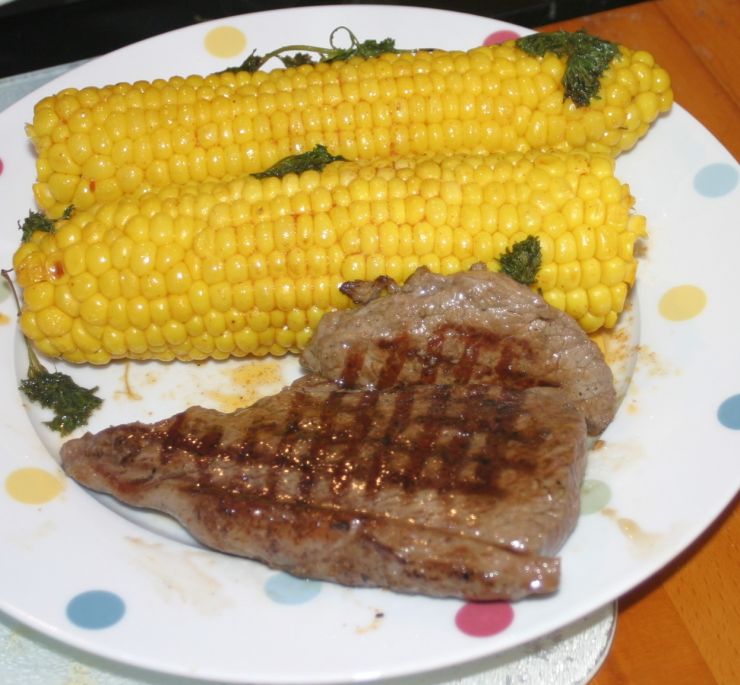 Griddled Rump steaks and Corn cobs Dinner Edited 2.JPG