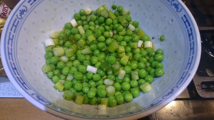 Garden Peas.JPG