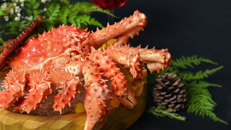 taraba-crab-or-red-king-crab-japanese-food-select-2021-09-07-00-41-39-utc.jpg