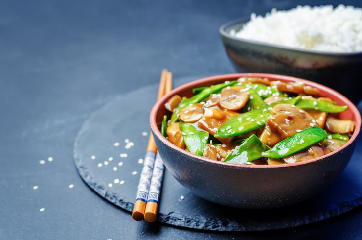 snap-peas-mushrooms-stir-fry-2021-09-01-04-32-18-utc.jpg