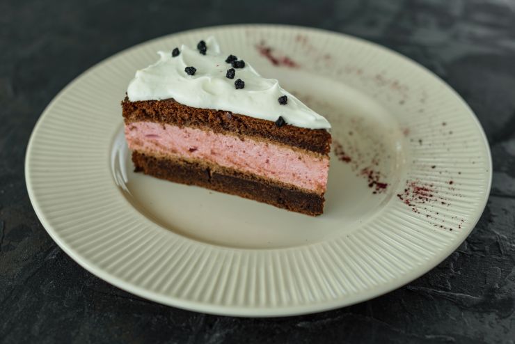 tasty-fresh-beet-cream-cake-2021-12-09-13-58-54-utc.jpg
