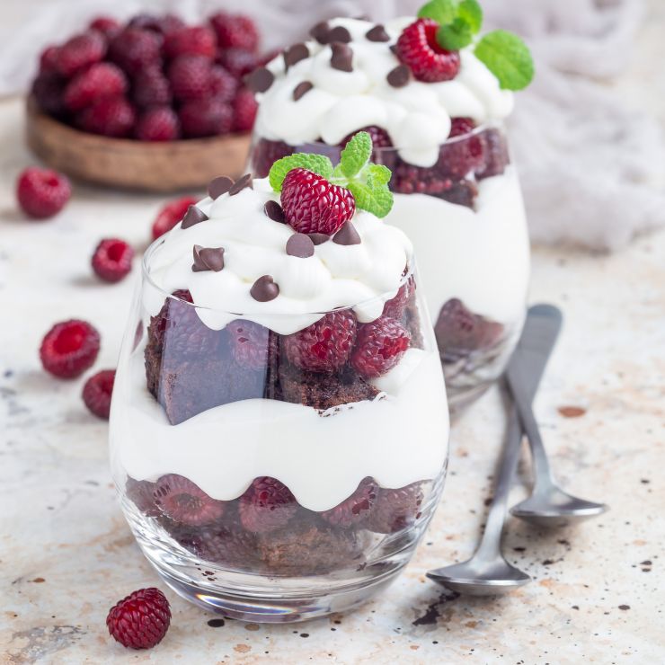 trifle-dessert-with-brownie-cream-cheese-frosting-2021-08-26-16-34-45-utc.jpg