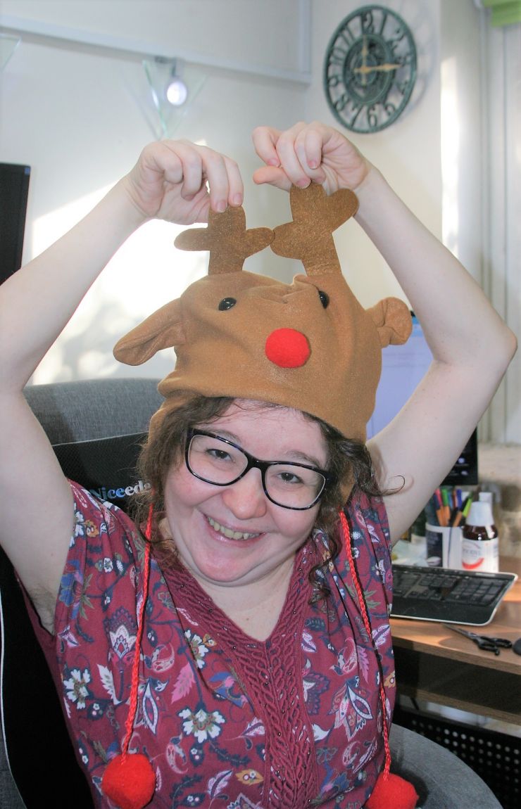 Cordy with the reindeer hat.JPG